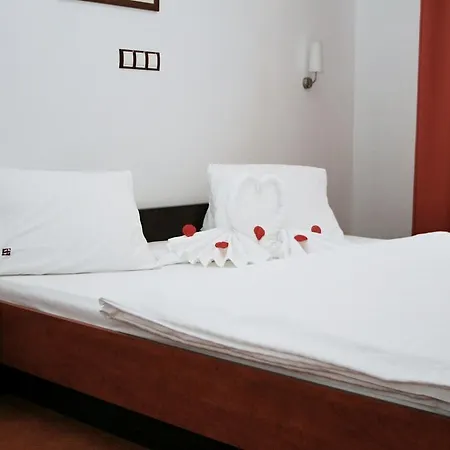 Garni Praha Hotel Trenčianske Teplice