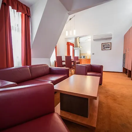 Garni Praha 3* Trencianske Teplice