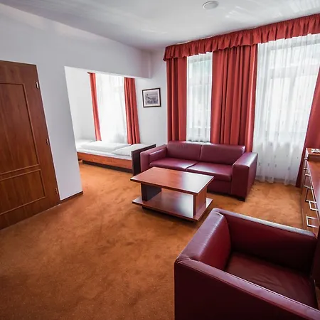 Garni Praha Hotel Trenčianské Teplice