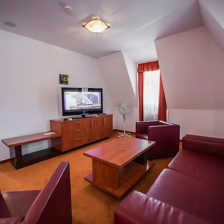 Garni Praha Hotel Trenčianské Teplice