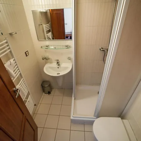 Garni Praha 3*
