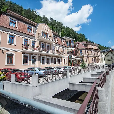 Hotel Garni Praha Trenčianské Teplice
