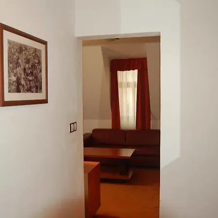Garni Praha Trenčianské Teplice