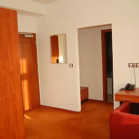 Garni Praha Hotel 3*