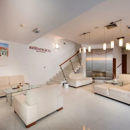 Garni Praha Trenčianske Teplice